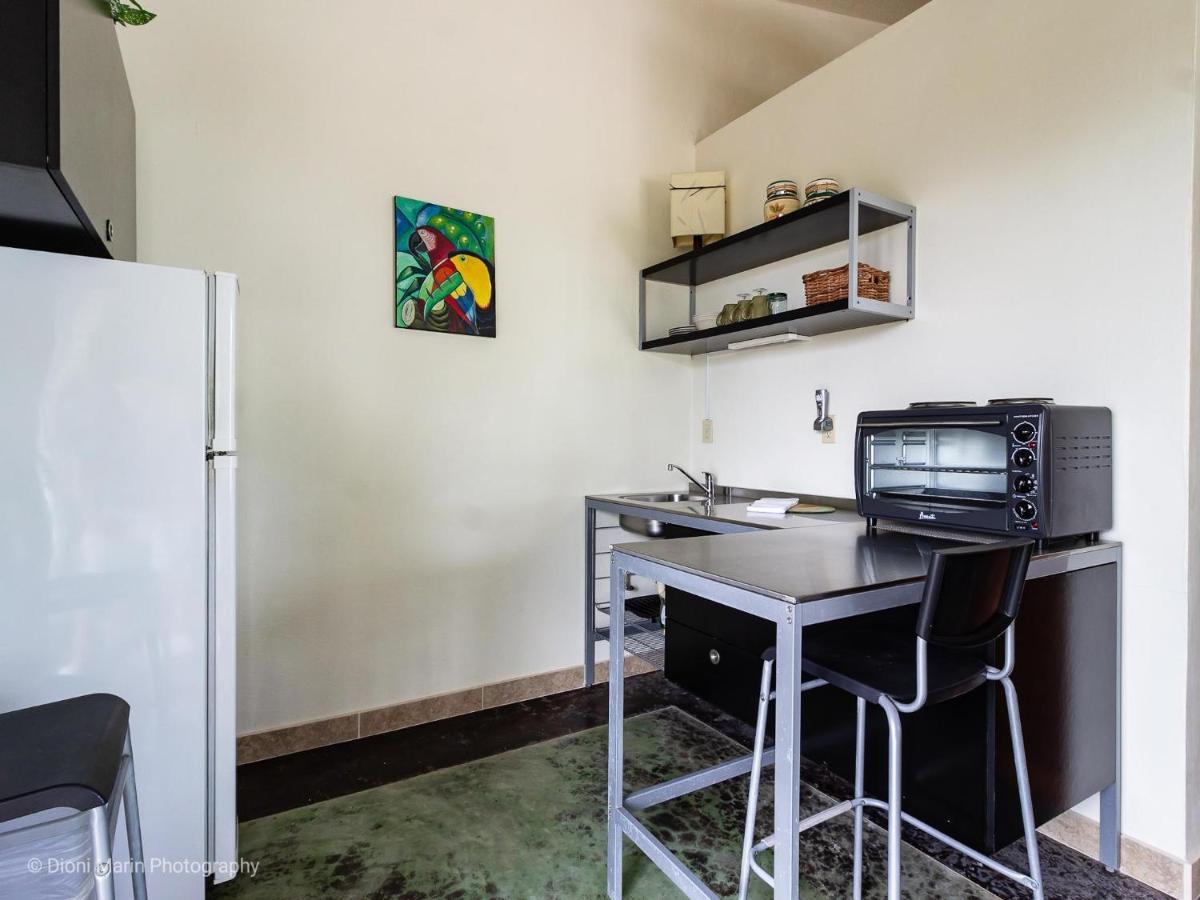 Almond Tree Hotel Resort Corozal Ngoại thất bức ảnh
