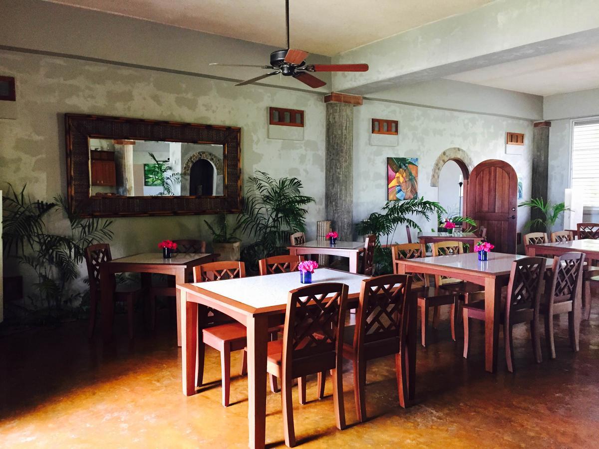 Almond Tree Hotel Resort Corozal Ngoại thất bức ảnh